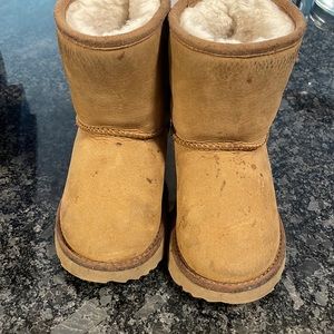 Toddler Uggs worn couple of times